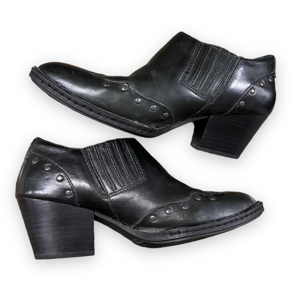 Born Black Leather Studded Western Ankle Boots Women's Size 8.5 - Picture 6 of 10